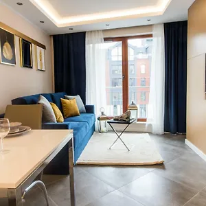 Apartment Golden Blue With Pool And Jacuzzi, Gdansk