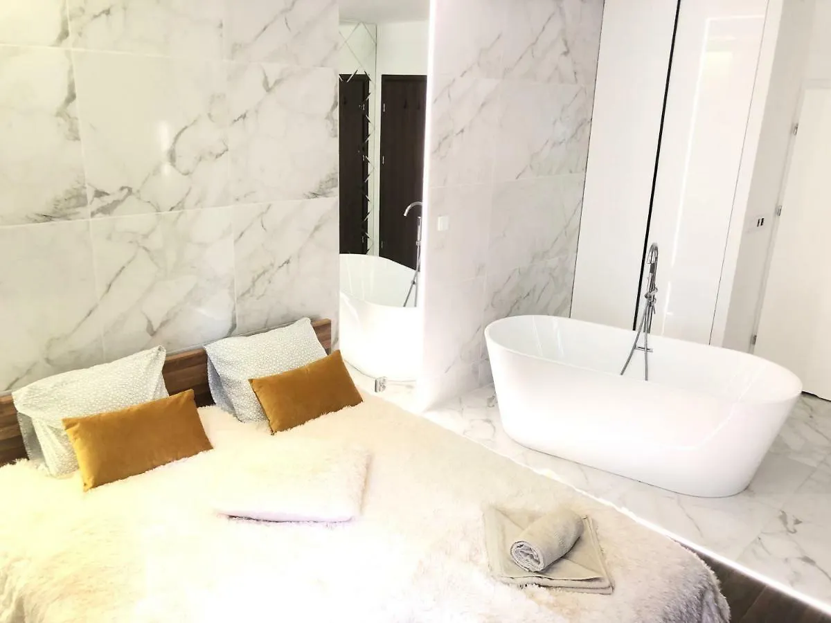 Yourapart Chmielna Park Exclusive Z Wanna Wolnostojaca Lub Jacuzzi Gdaňsk 0*,