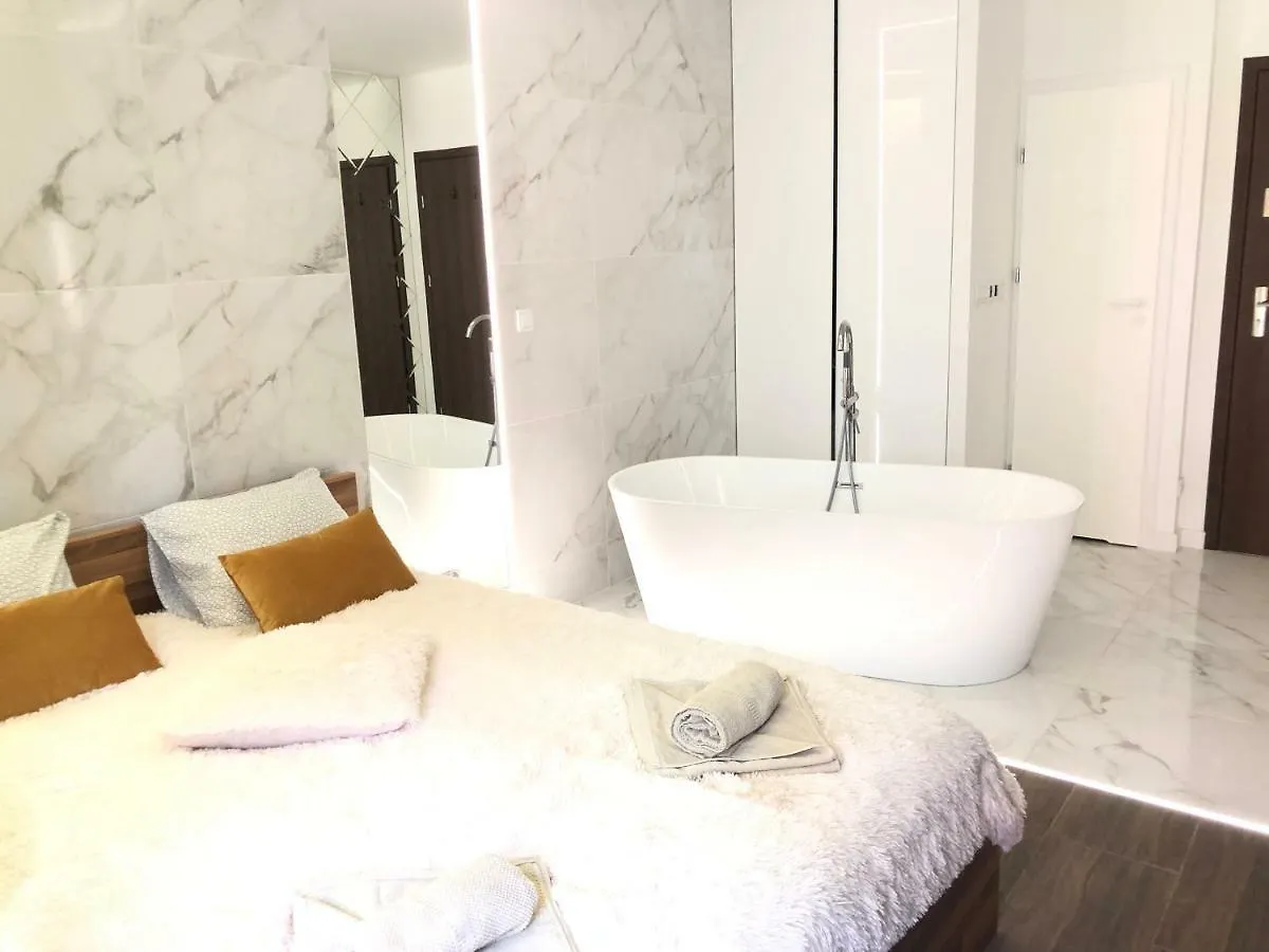 Apartmán Yourapart Chmielna Park Exclusive Z Wanna Wolnostojaca Lub Jacuzzi Gdaňsk Polsko