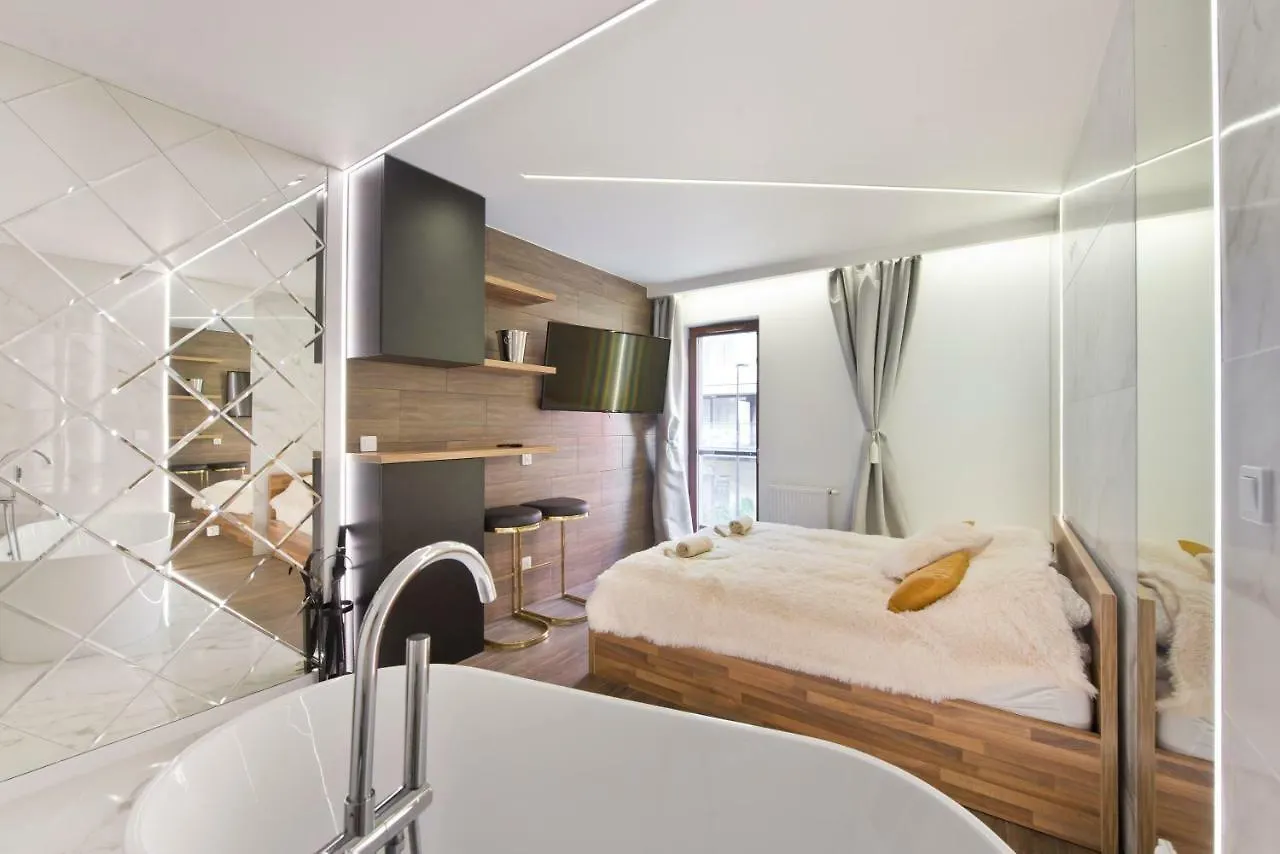 Yourapart Chmielna Park Exclusive Z Wanna Wolnostojaca Lub Jacuzzi Gdaňsk Apartmán
