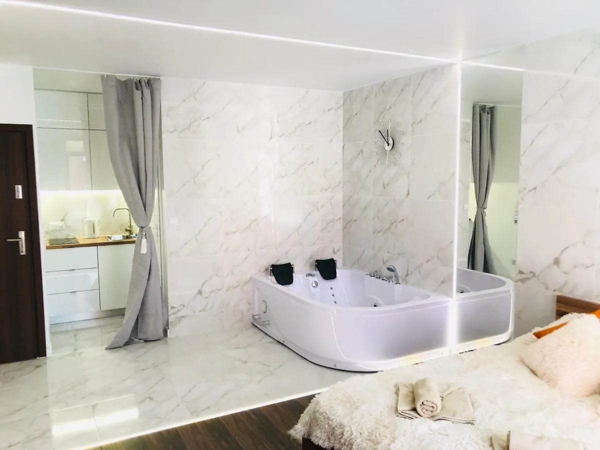 Yourapart Chmielna Park Exclusive Z Wanna Wolnostojaca Lub Jacuzzi Gdansk