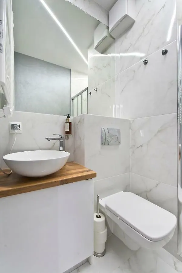 Yourapart Chmielna Park Exclusive Z Wanna Wolnostojaca Lub Jacuzzi Gdansk 0*,  Polonia